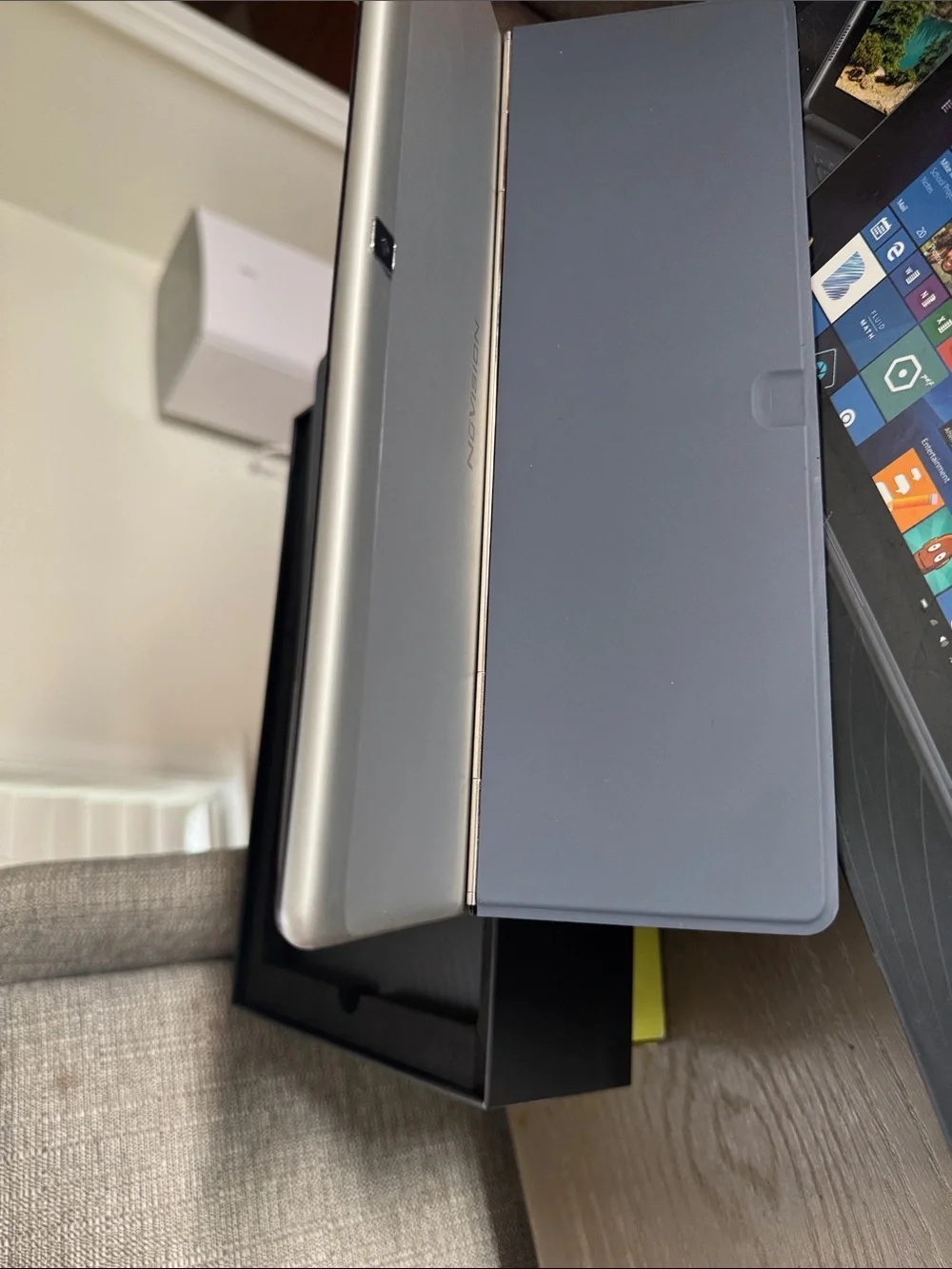 N/A black tablet